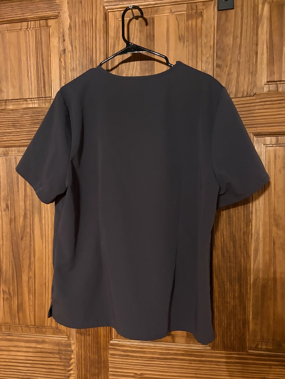 FIGS Technical Collection XXL charcoal V-Neck Scrub Top - Picture 2 of 3
